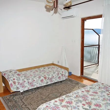 By The Sea Nemira, Omis - 4834 דירה *